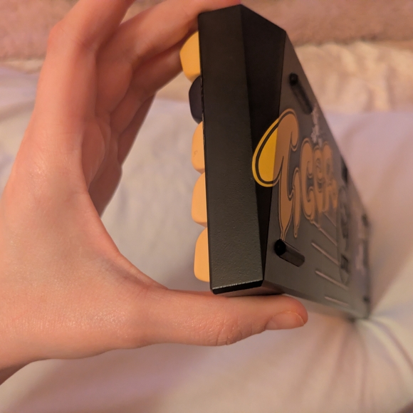 Black and Yellow XVX M61 Tiger Gaming Keyboard Graffiti Style - Picture 14 of 14